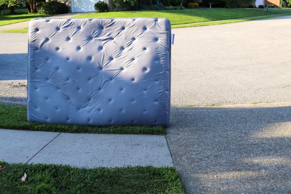 Mattress Removal Service in Westlake